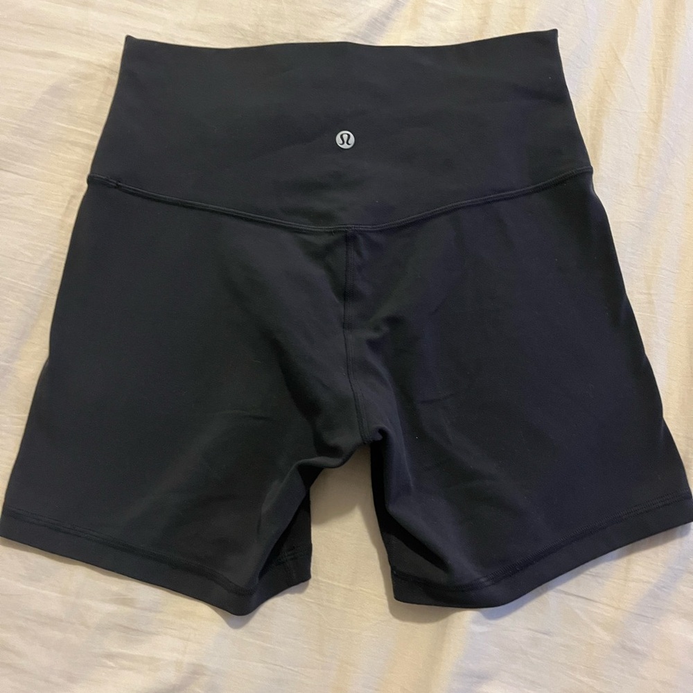 Lululemon Align Super-High Rise Short 6"